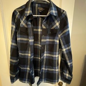 Pendleton Flannel size medium like new/excellent condition